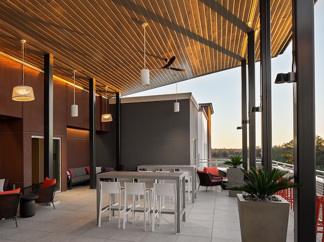 Show your fans a great time.